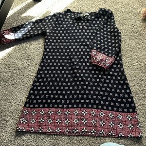 Size M women’s boutique dress